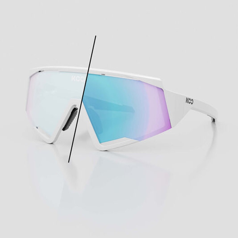 KOO Spectro-White – Photochromic Turquoise