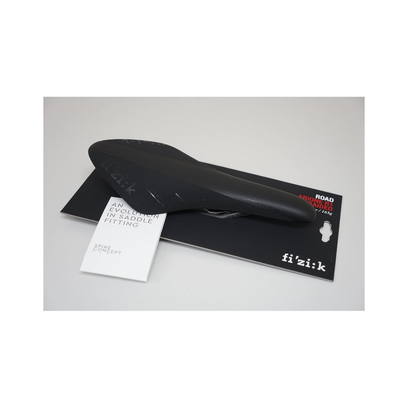 FIZIK ARIONE R1 LARGE  7x9mm