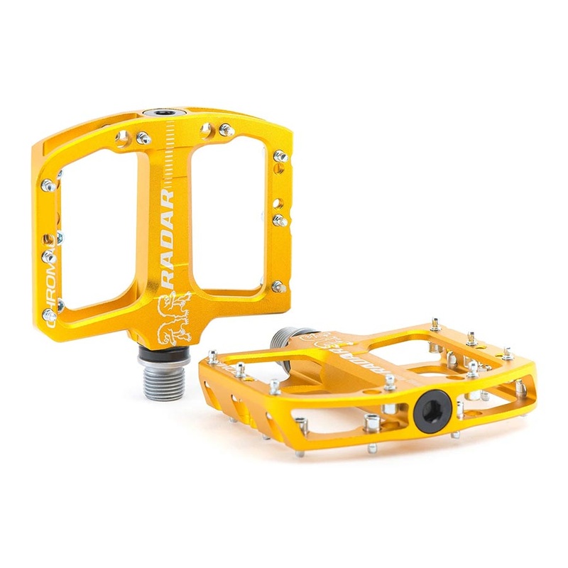 Chromag Radar Platform Pedals Body: Aluminum Spindle: Steel 9/16” Gold